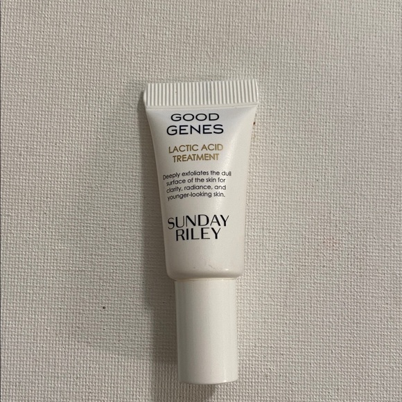 Bundle of two SUNDAY RILEY Good Genes Lactic Acid Treatment 5 ml - Picture 2 of 3